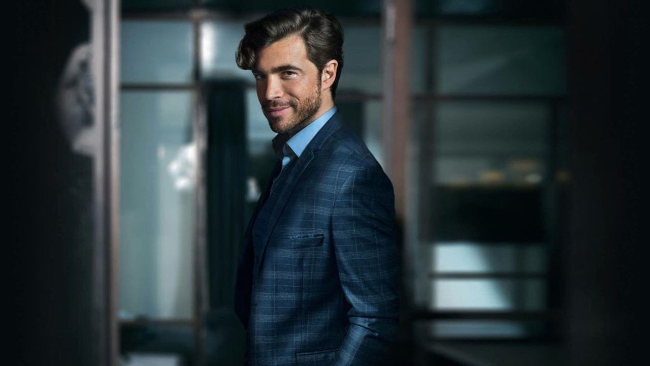 Bachelor, le gentleman célibataire Background