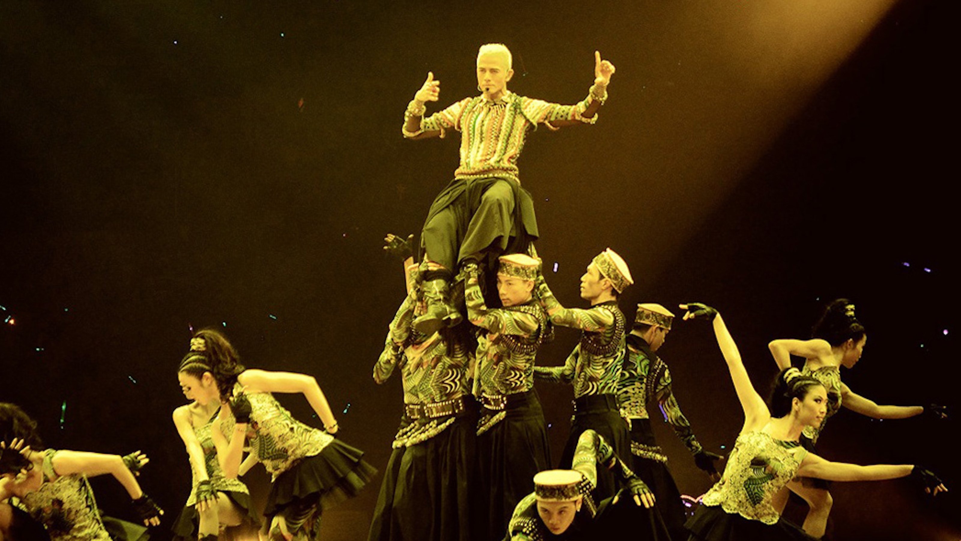 Aaron Kwok de Showy Masquerade World Tour Live in Concert (Hong Kong Stop) 2011/2012 Background