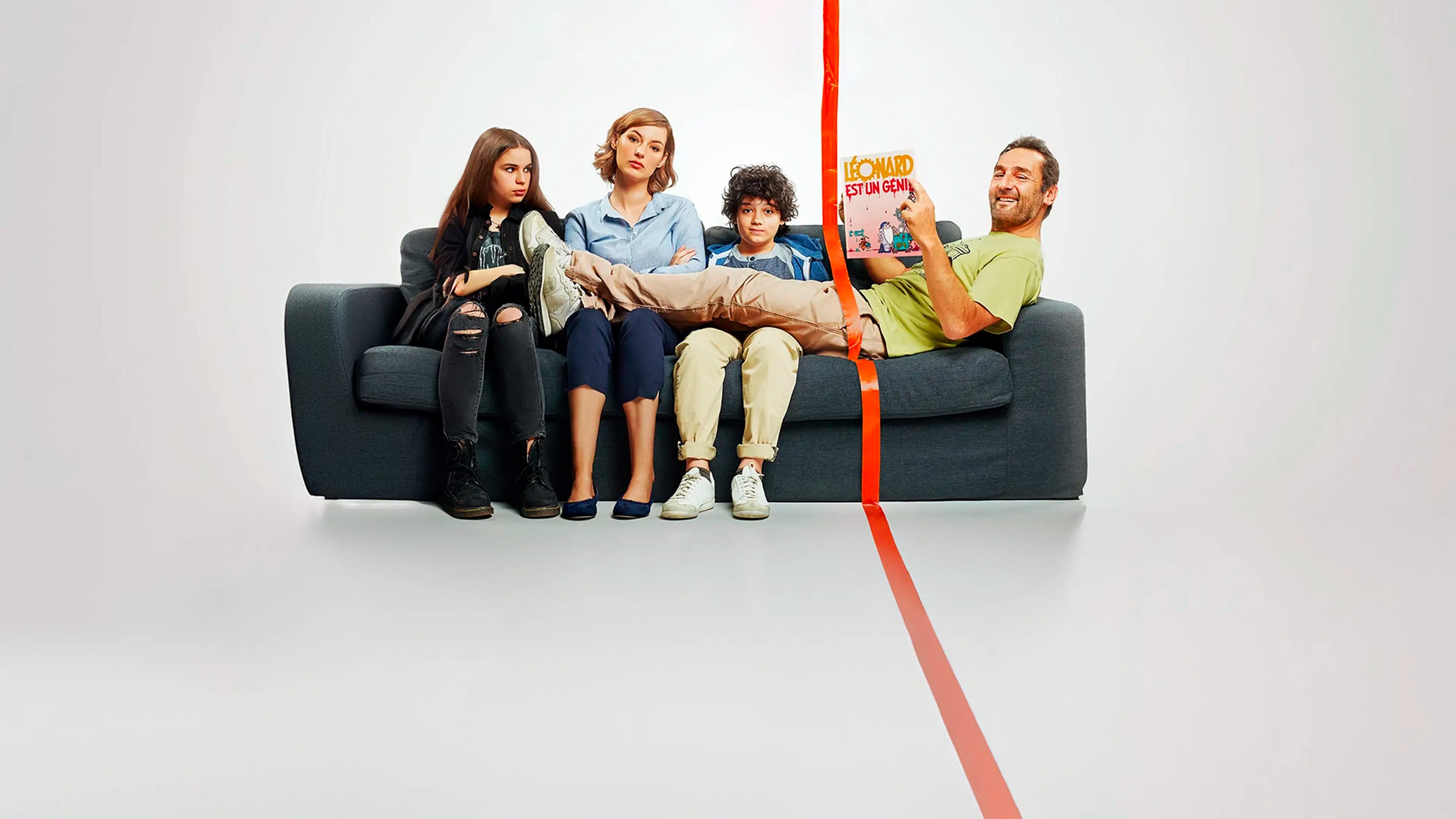 Room(h)ates Background