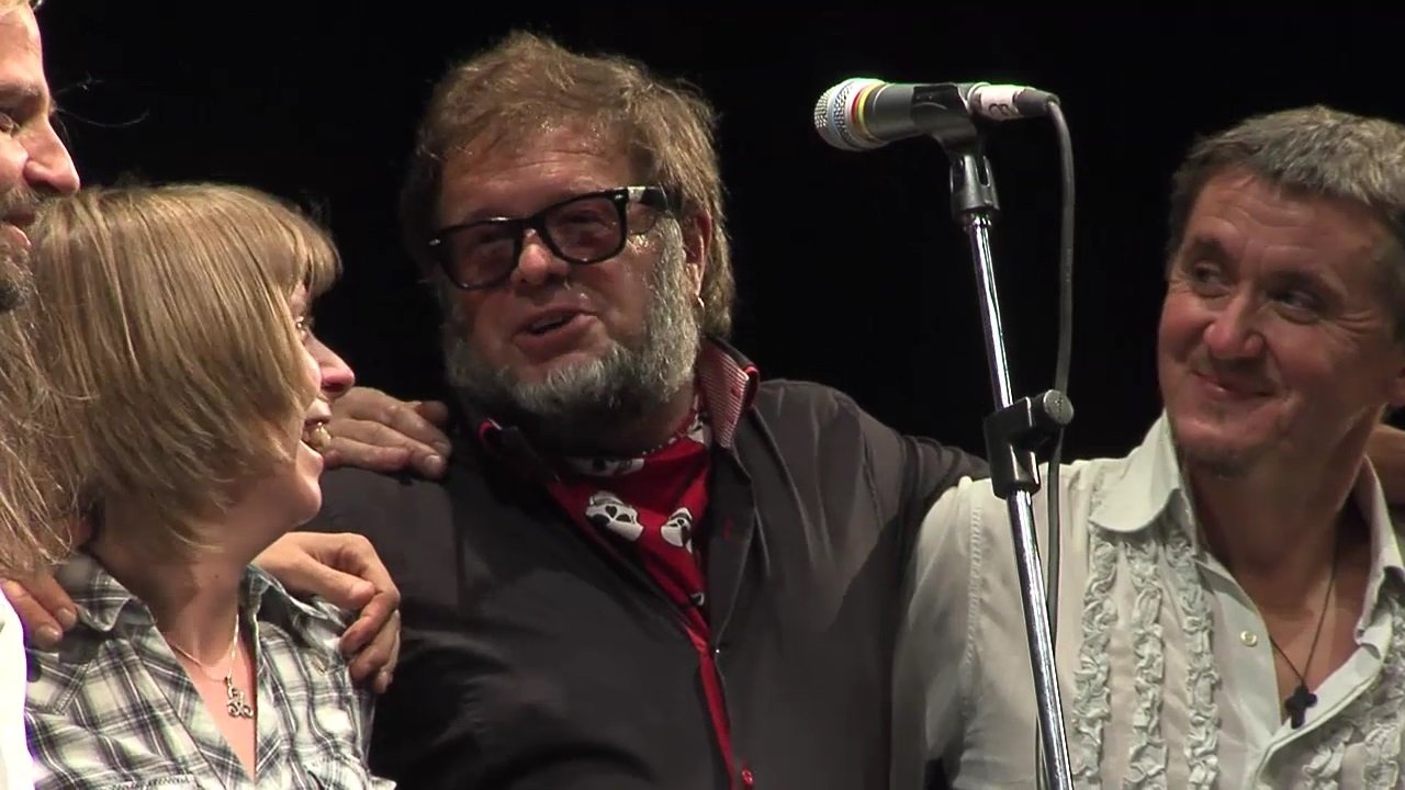 Аквариум: Квартирник у Мейерхольда Background