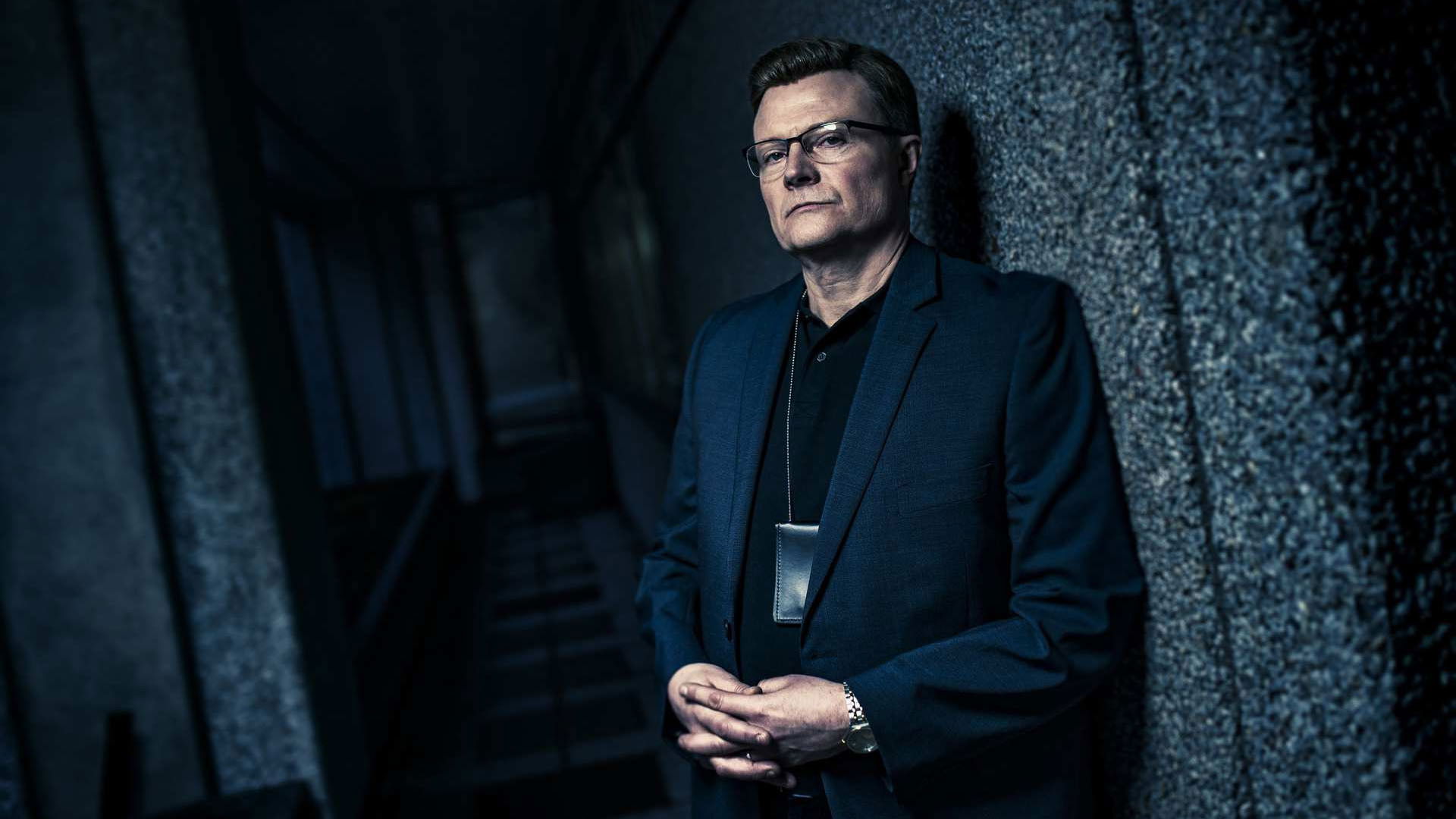 King Liar Background