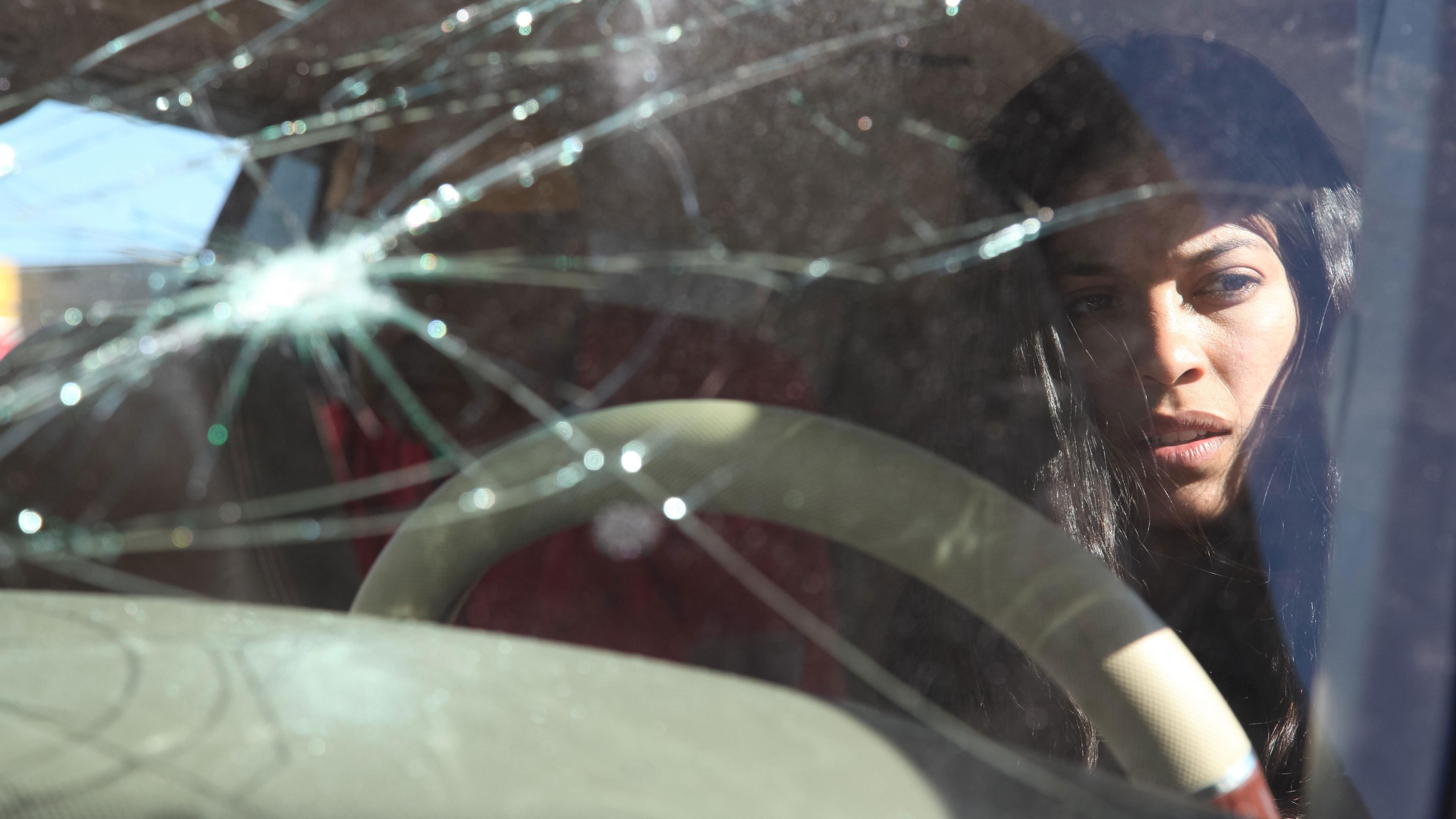 Miss Bala Background