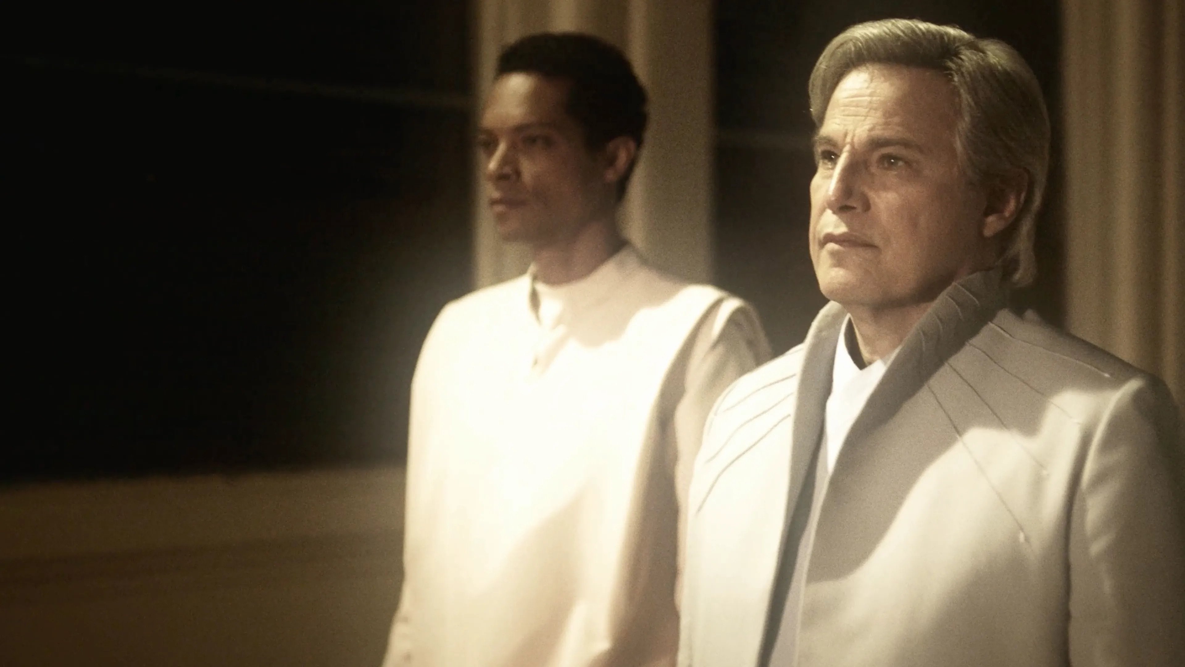 Astral City 2: The Messengers Background