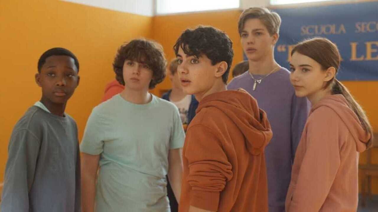 RIV4LRIES Background