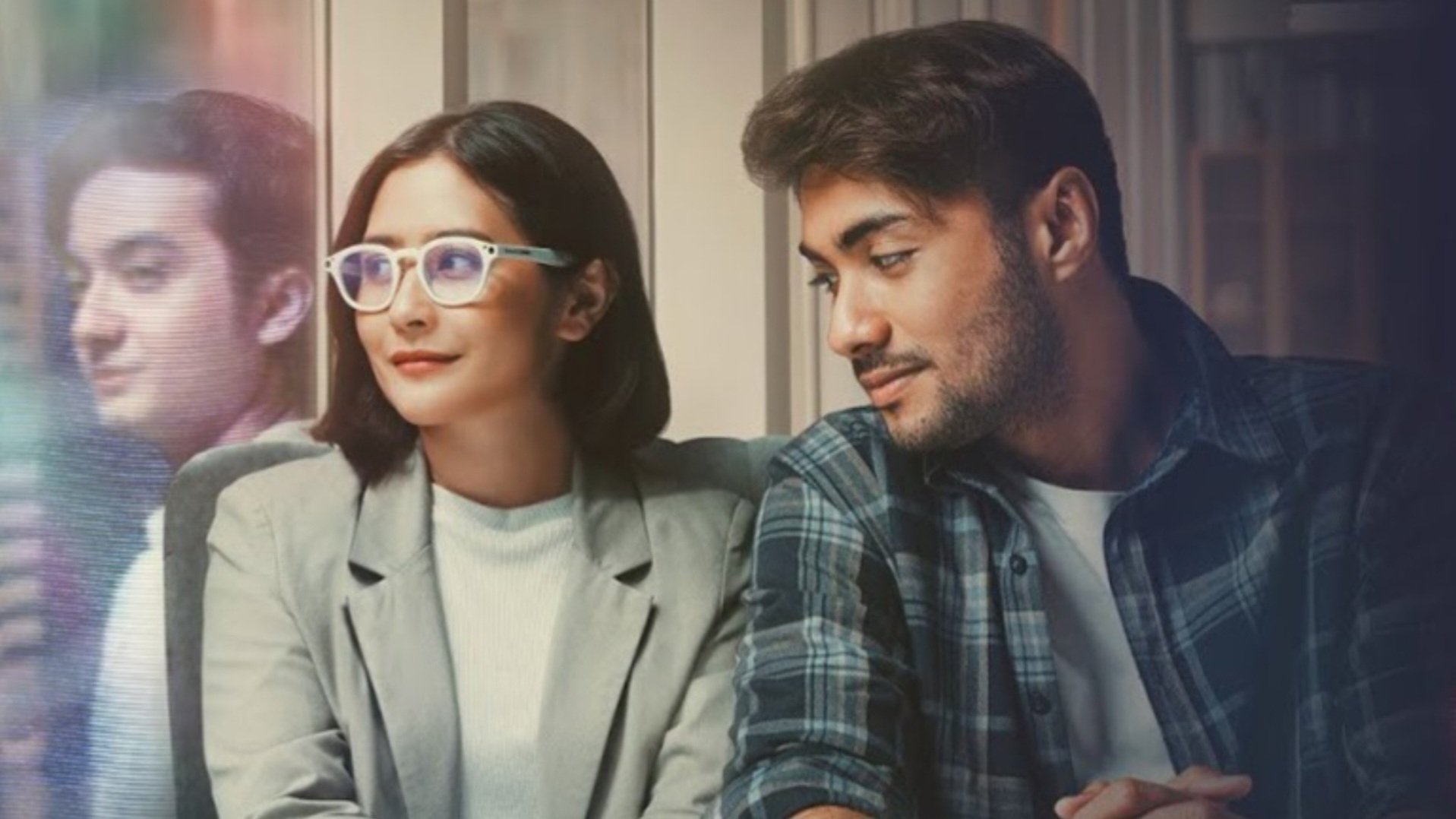 Ketika Berhenti di Sini Background