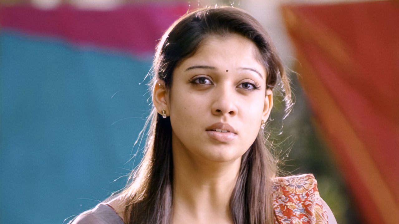 Yaaradi Nee Mohini Background