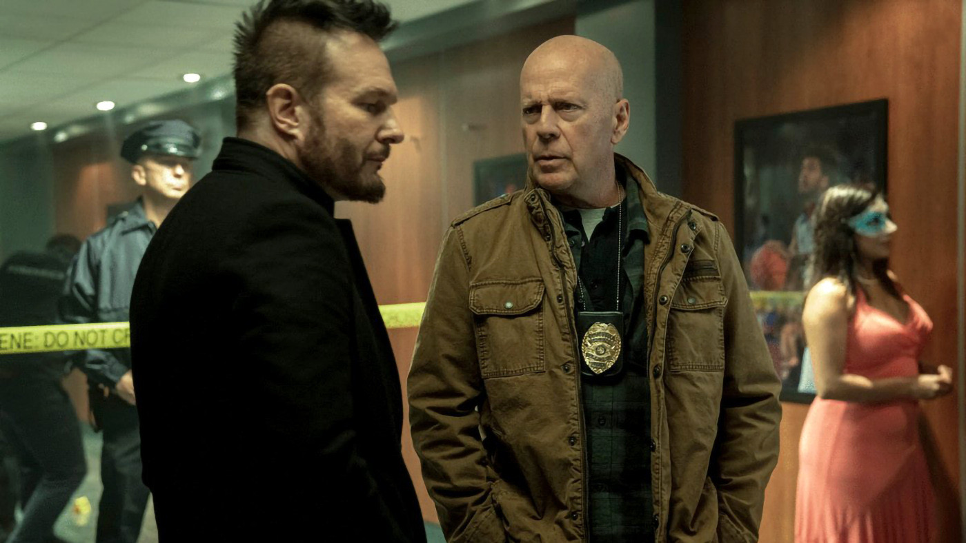 Detective Knight: Rogue Background