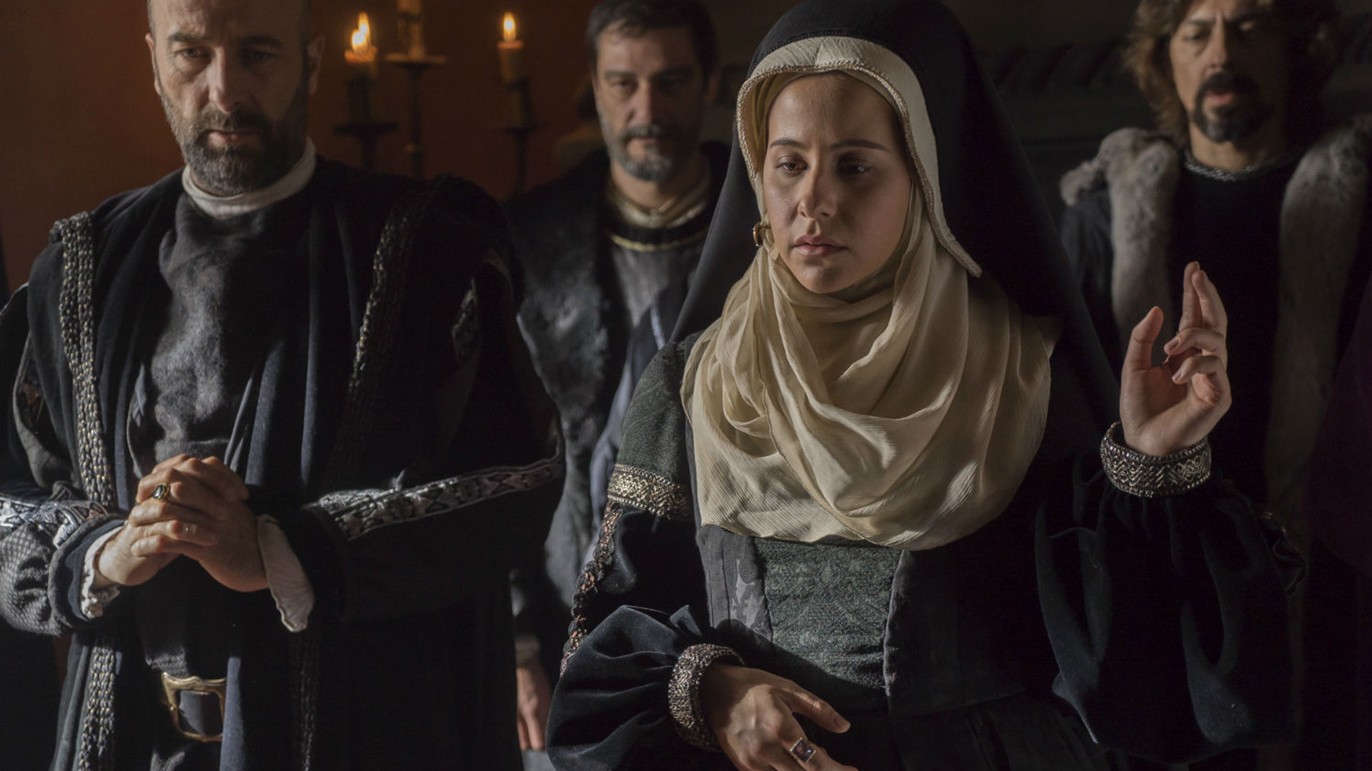 La corona partida Background