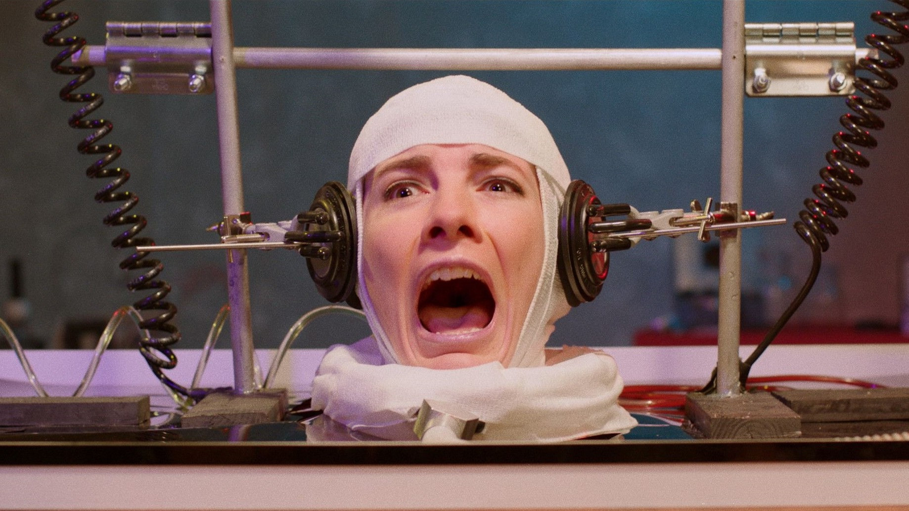 The Brain That Wouldn't Die Background