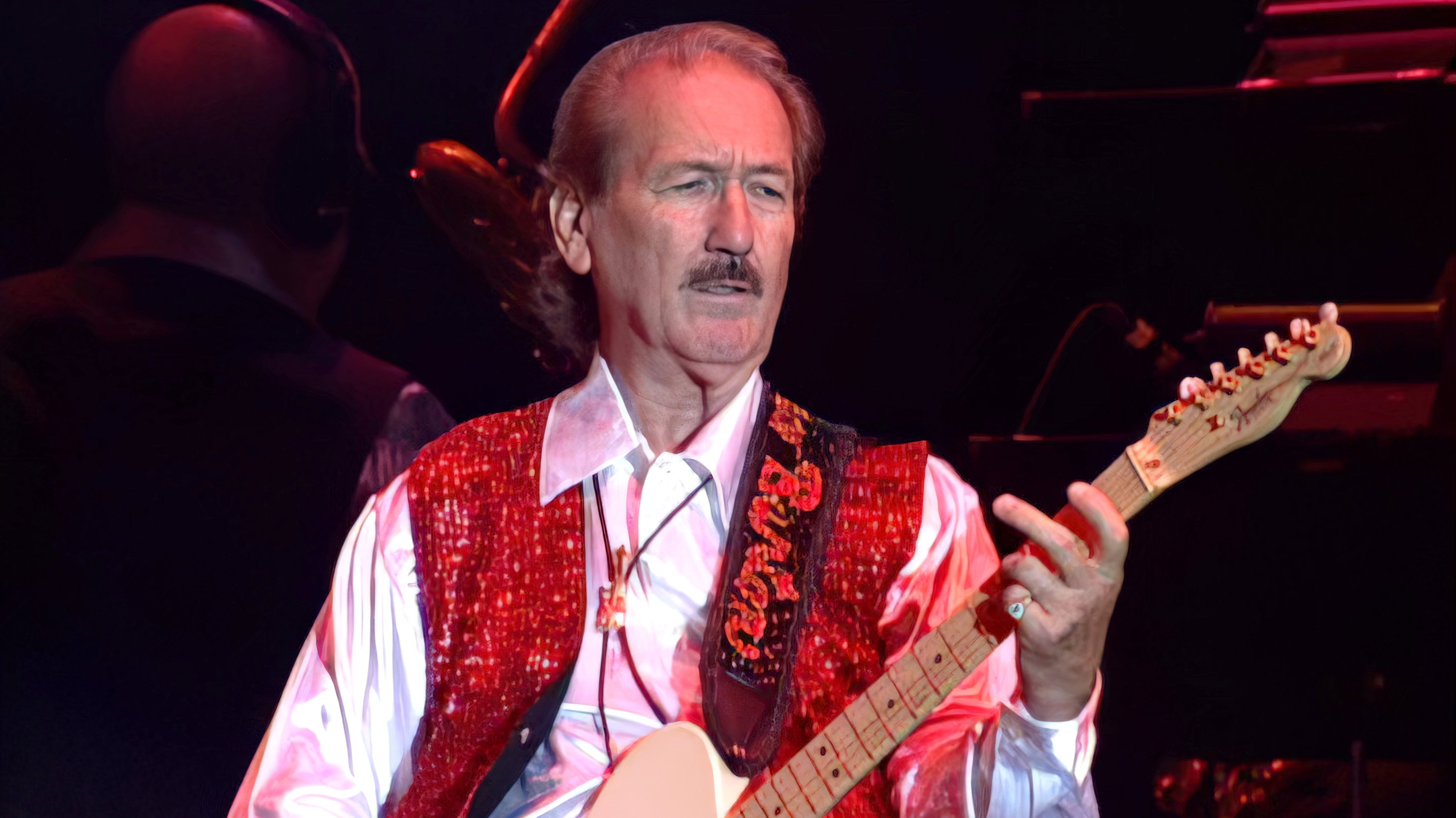 Elvis Lives: The 25th Anniversary Concert Background