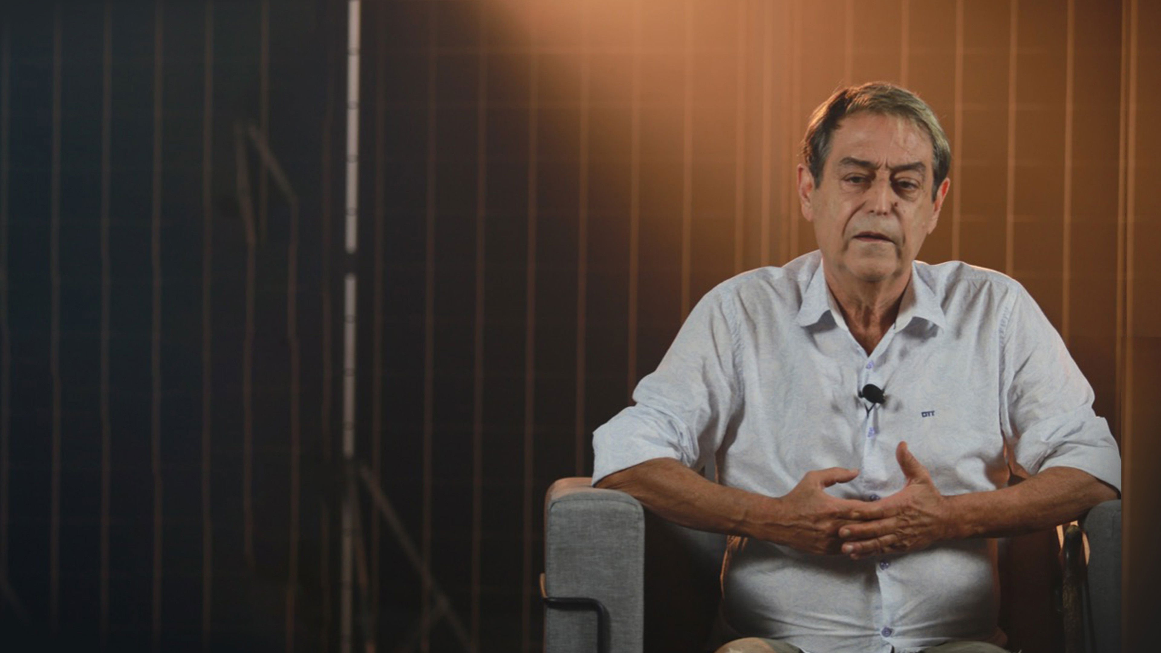 HIV 40 anos: AIDS e Suas Histórias Background