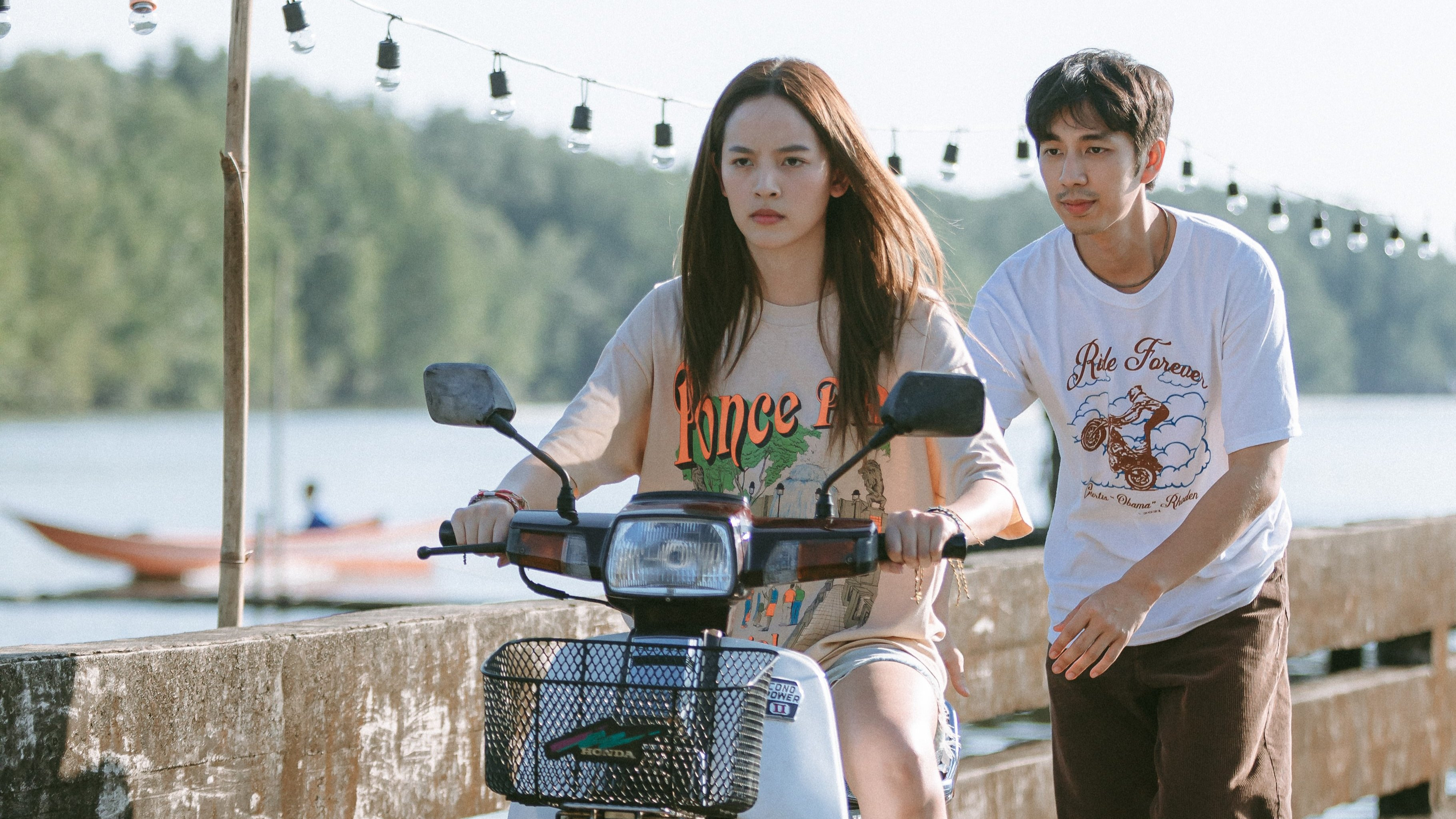 I Love You Two Thousand Background