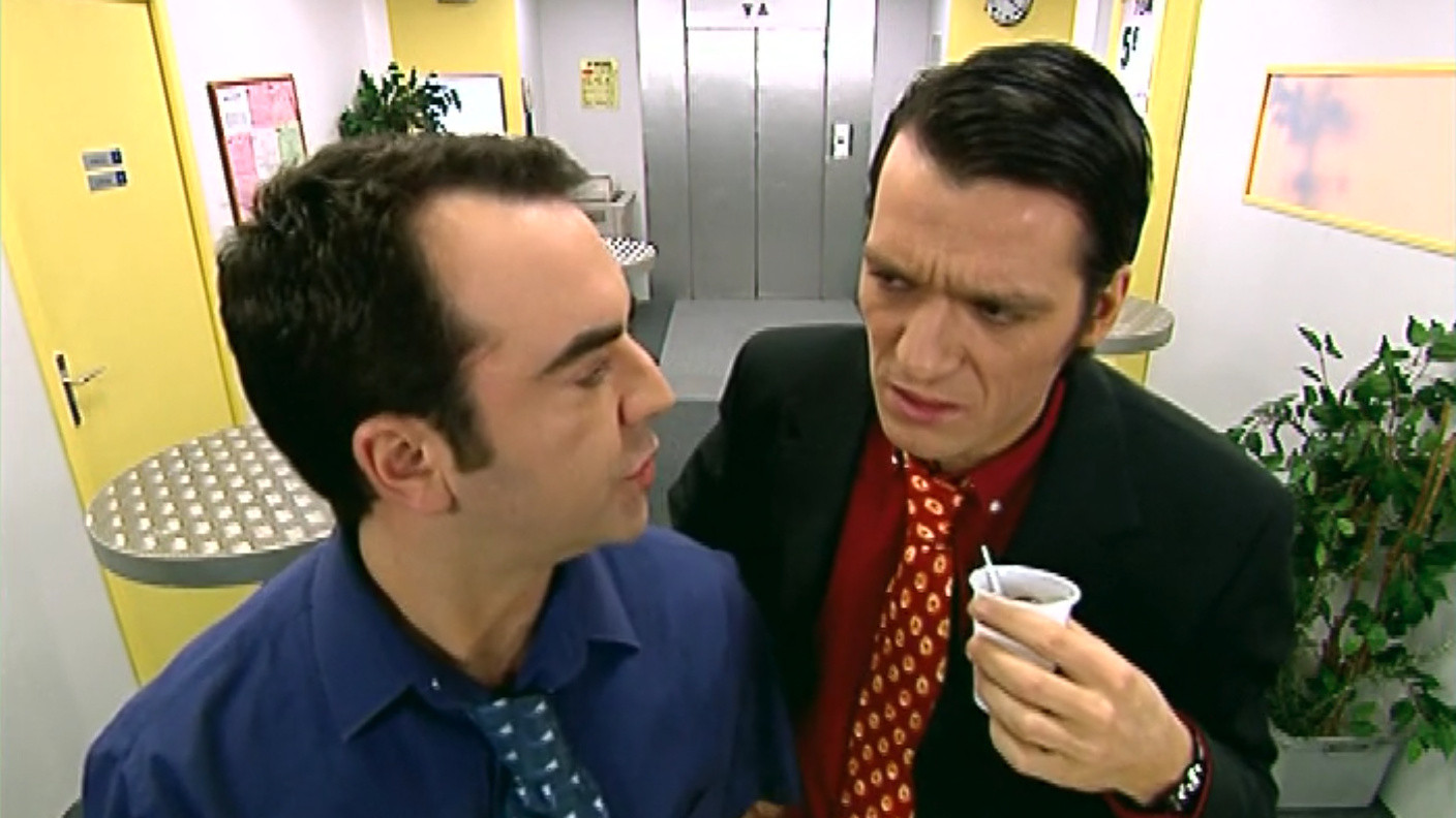 La Crème de Caméra Café, Volume 1 Background