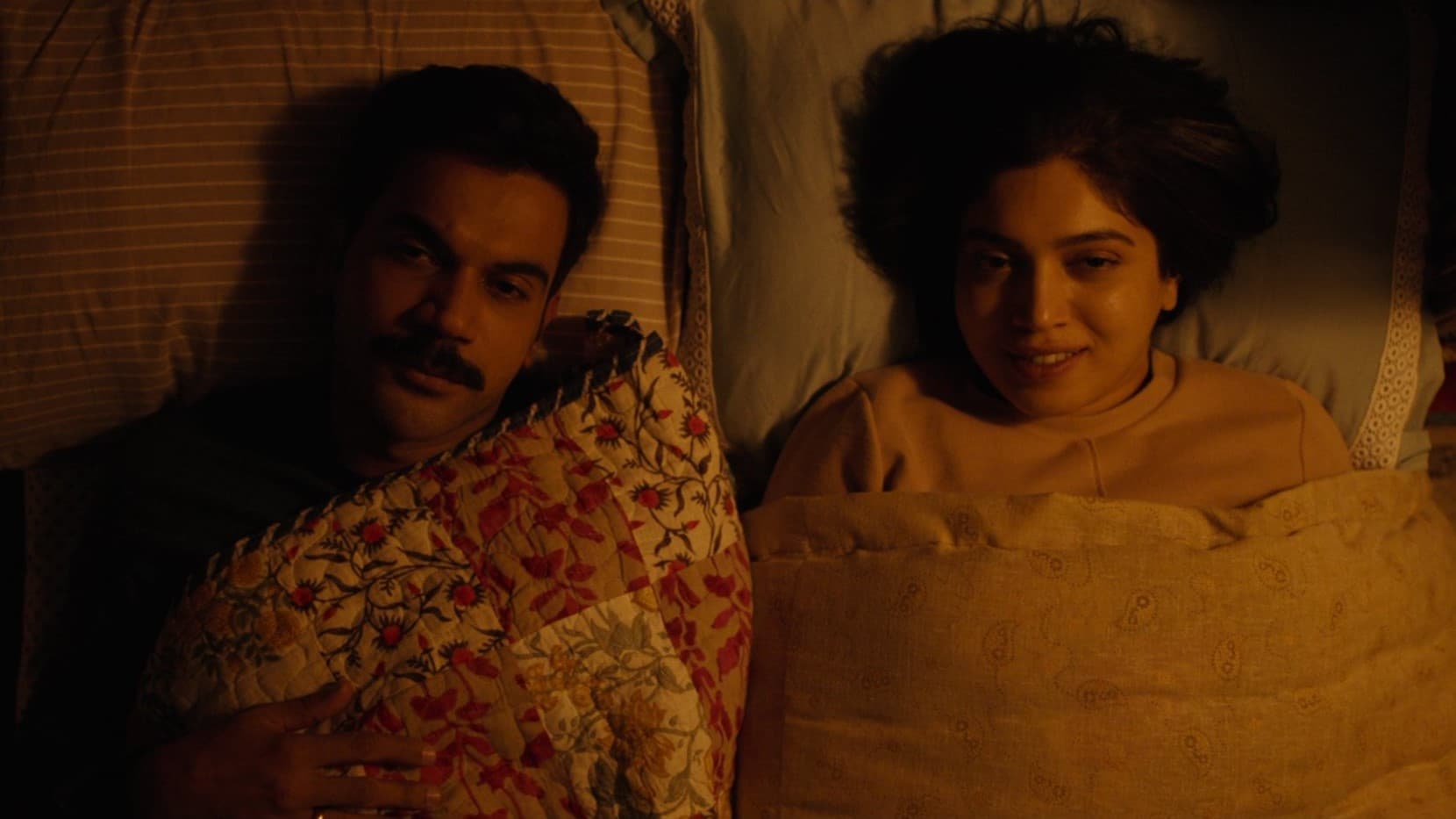 Badhaai Do Background