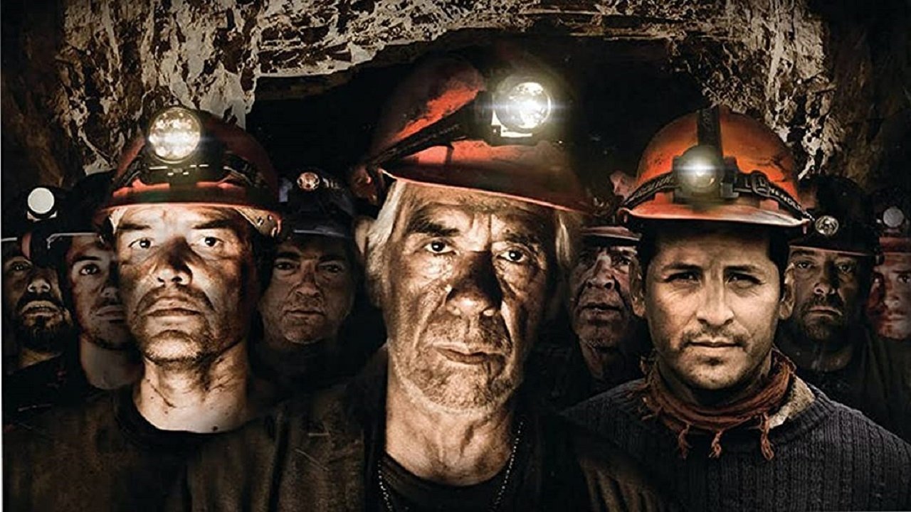 Los 33 de San José Background