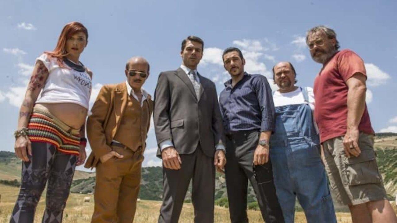 The Legendary Giulia and Other Miracles Background