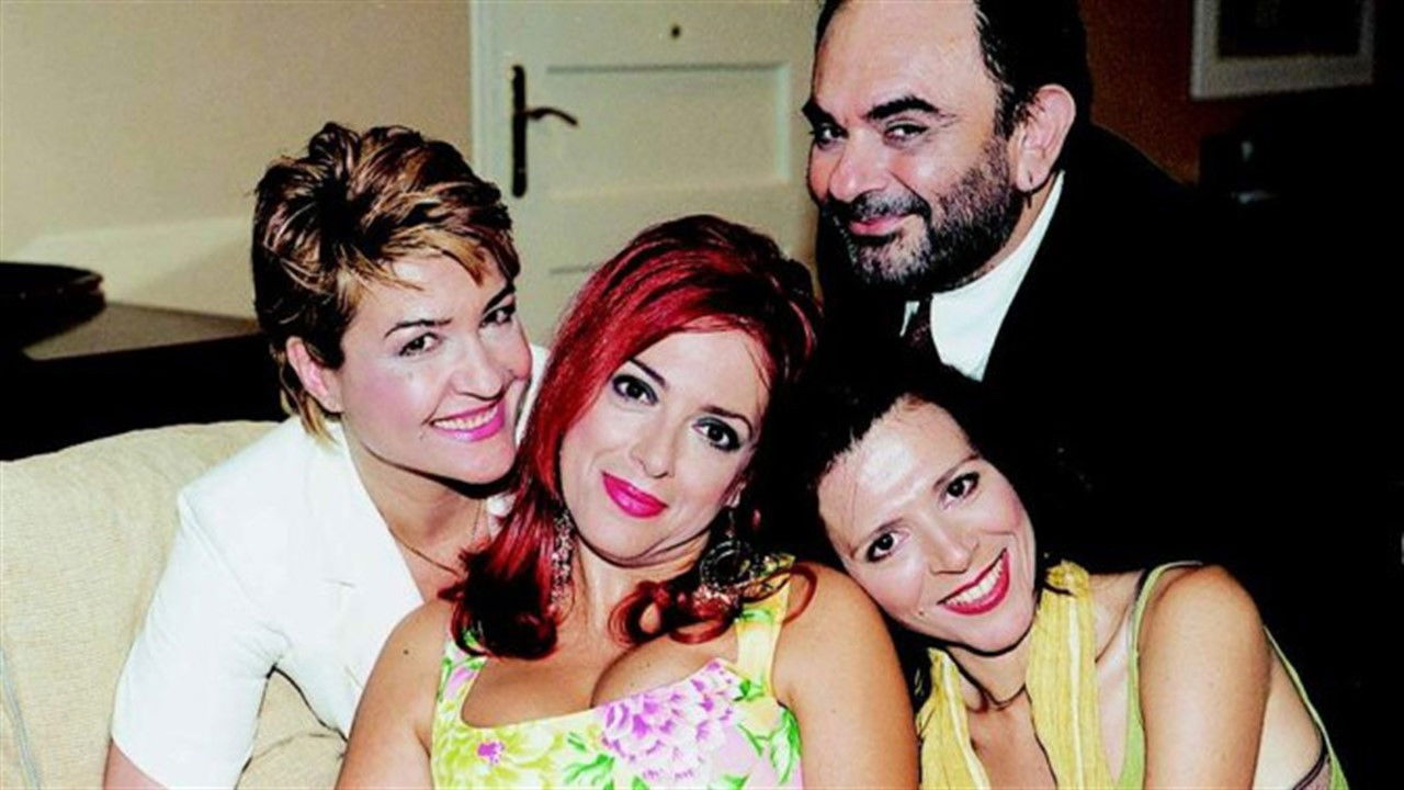 Βorn on Saturday Background