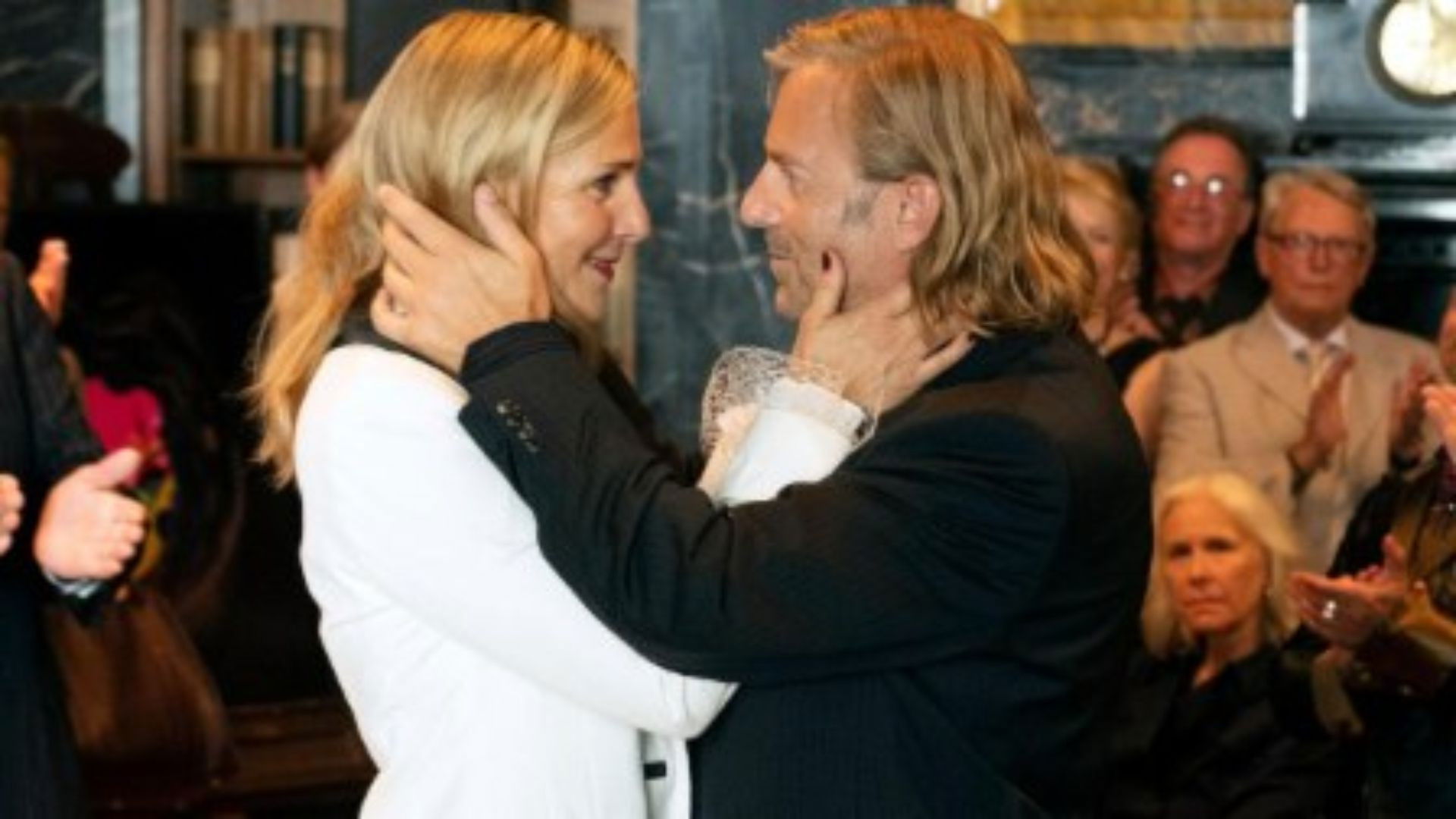 Liebe verjährt nicht Background