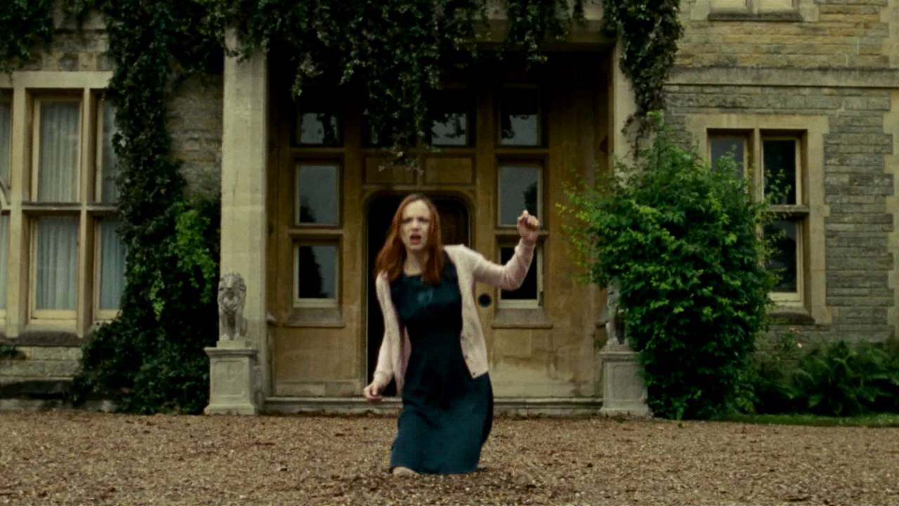 Knife Edge Background