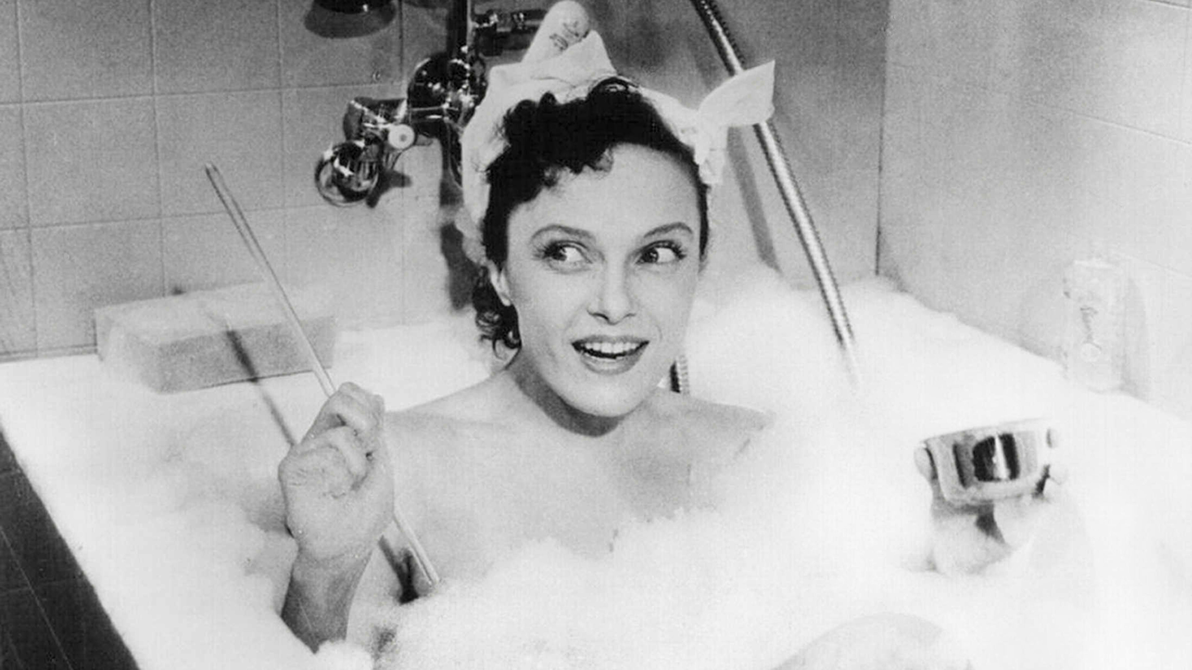 Herrojen Eeva Background