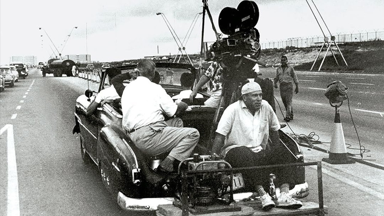 I Am Cuba, the Siberian Mammoth Background