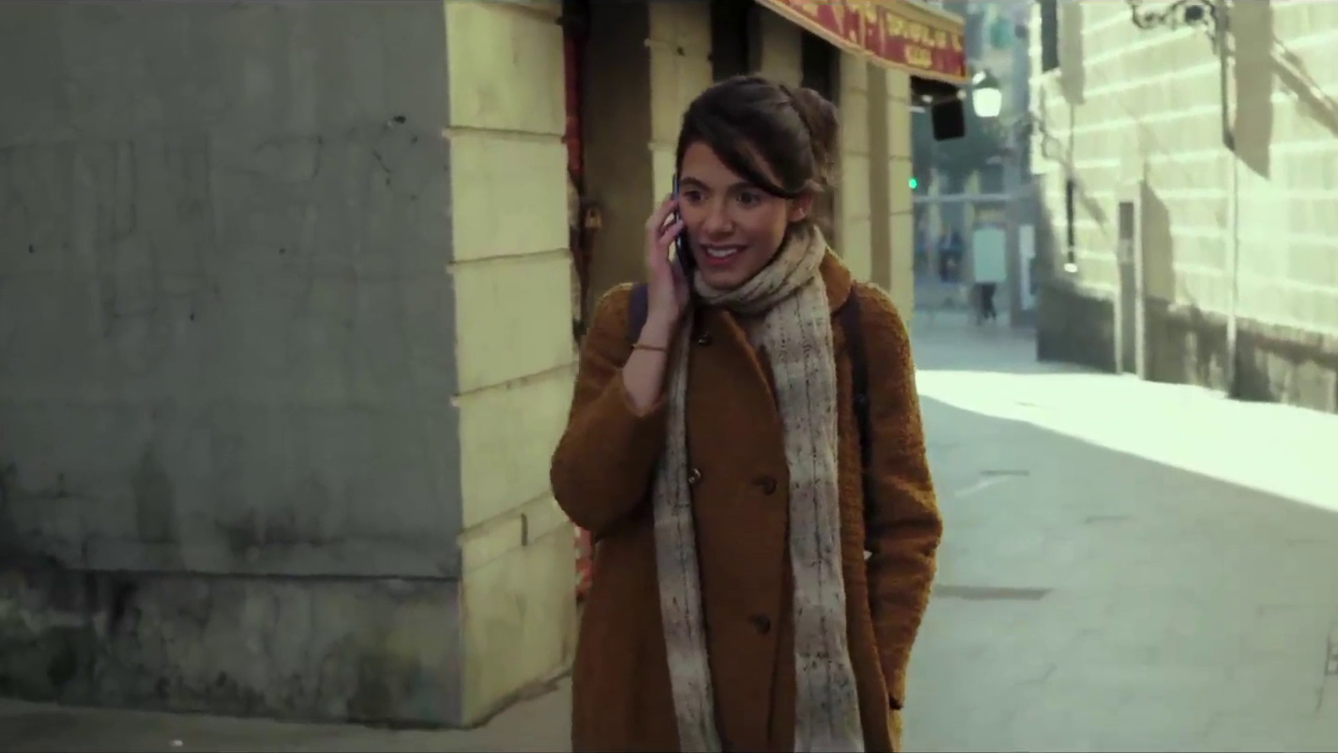 Escala en Madrid Background