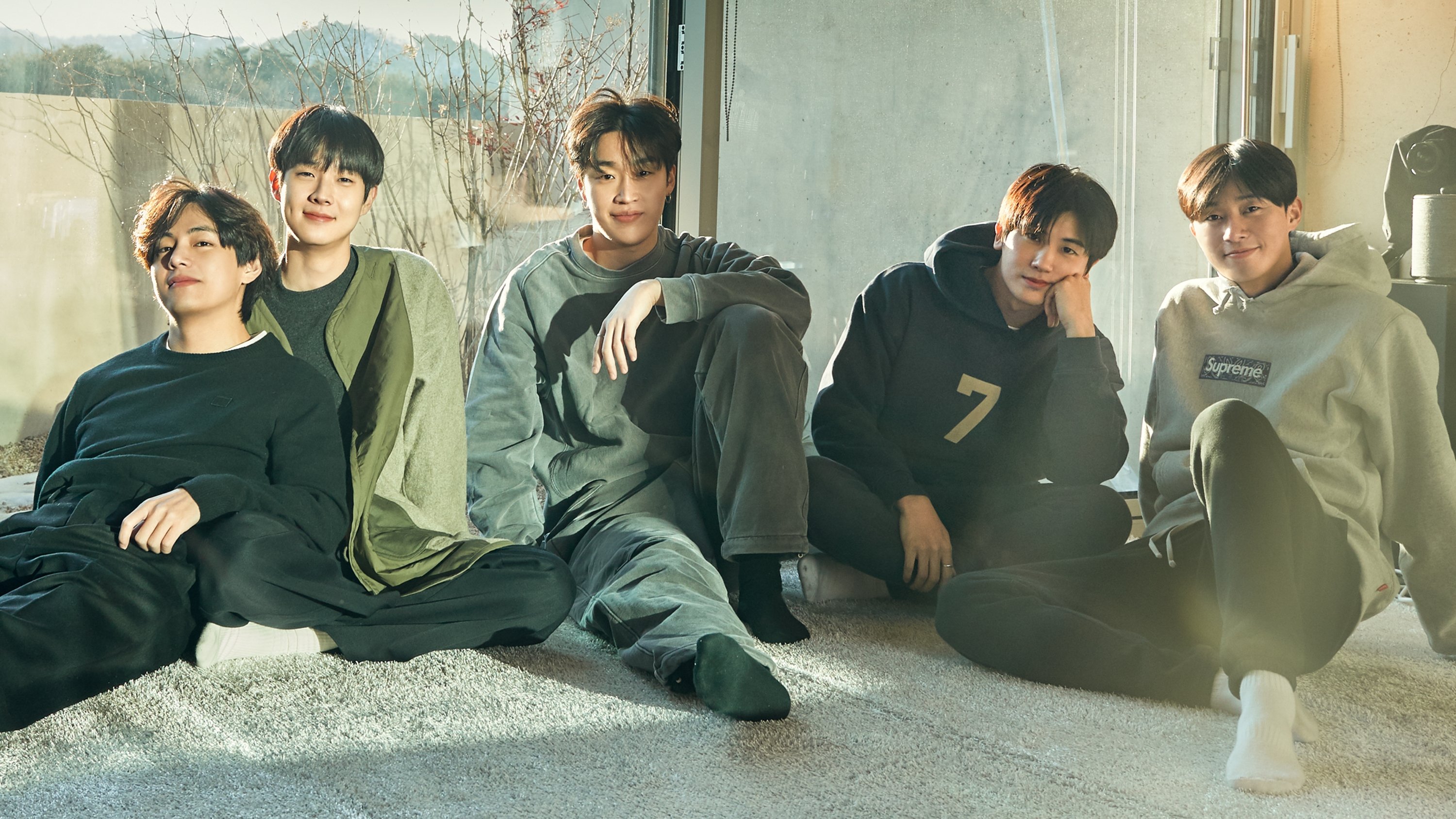 In the SOOP: Friendcation Background