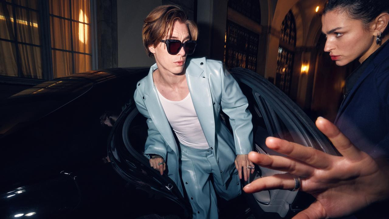 Crystal Wall Background