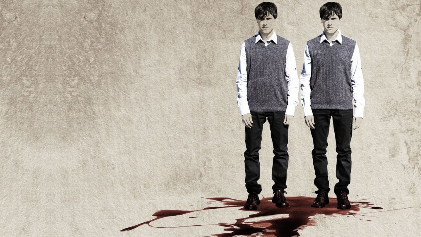 Seconds Apart Background