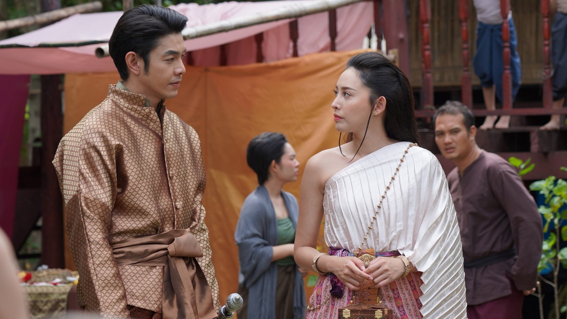 Phitsawat Kham Phop Background