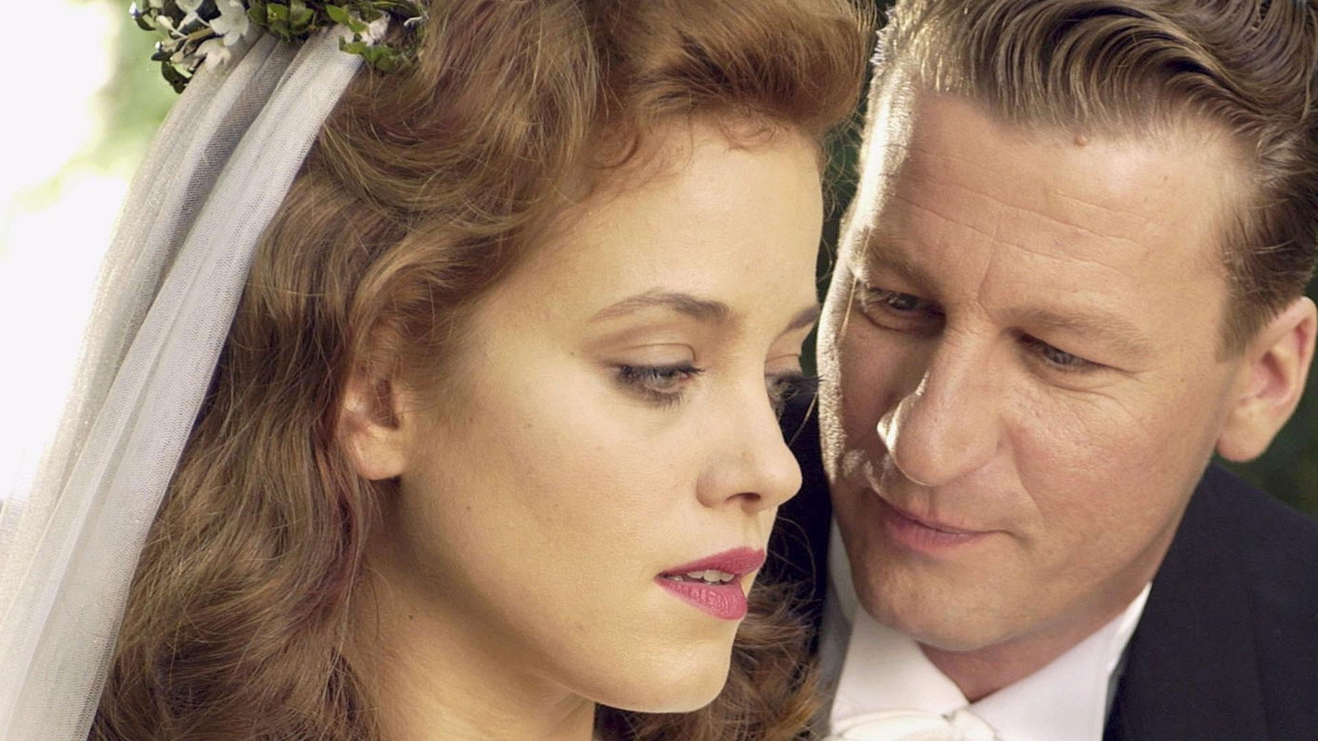 Das Bernstein-Amulett Background