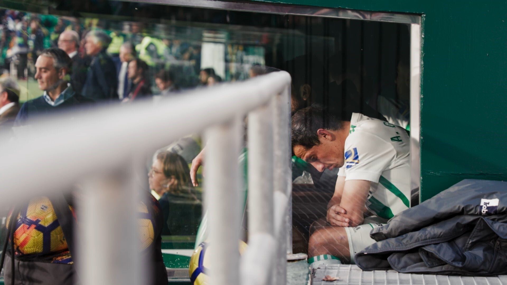 Six Dreams Background