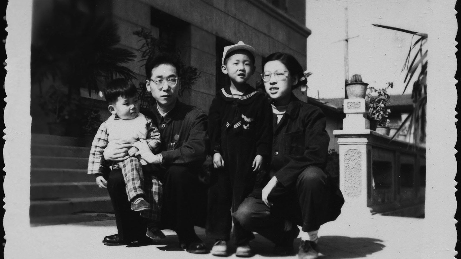 Fengming: A Chinese Memoir Background