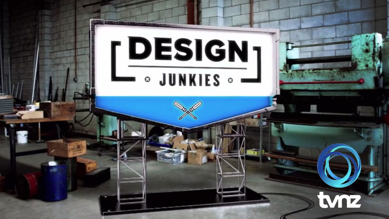 Design Junkies Background