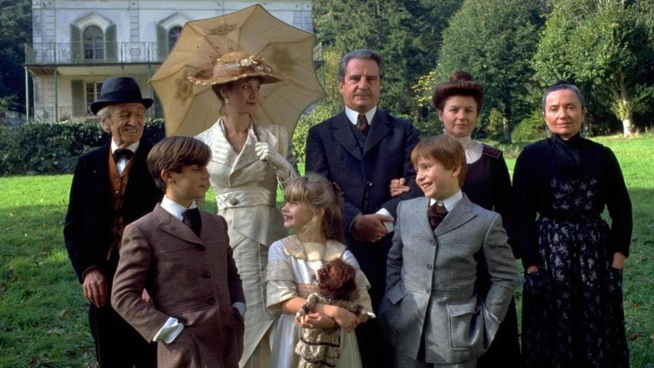 A Sunday in the Country Background