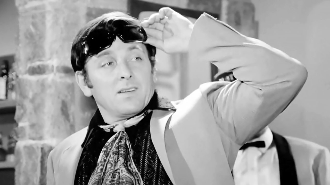 A poor Onassis Background