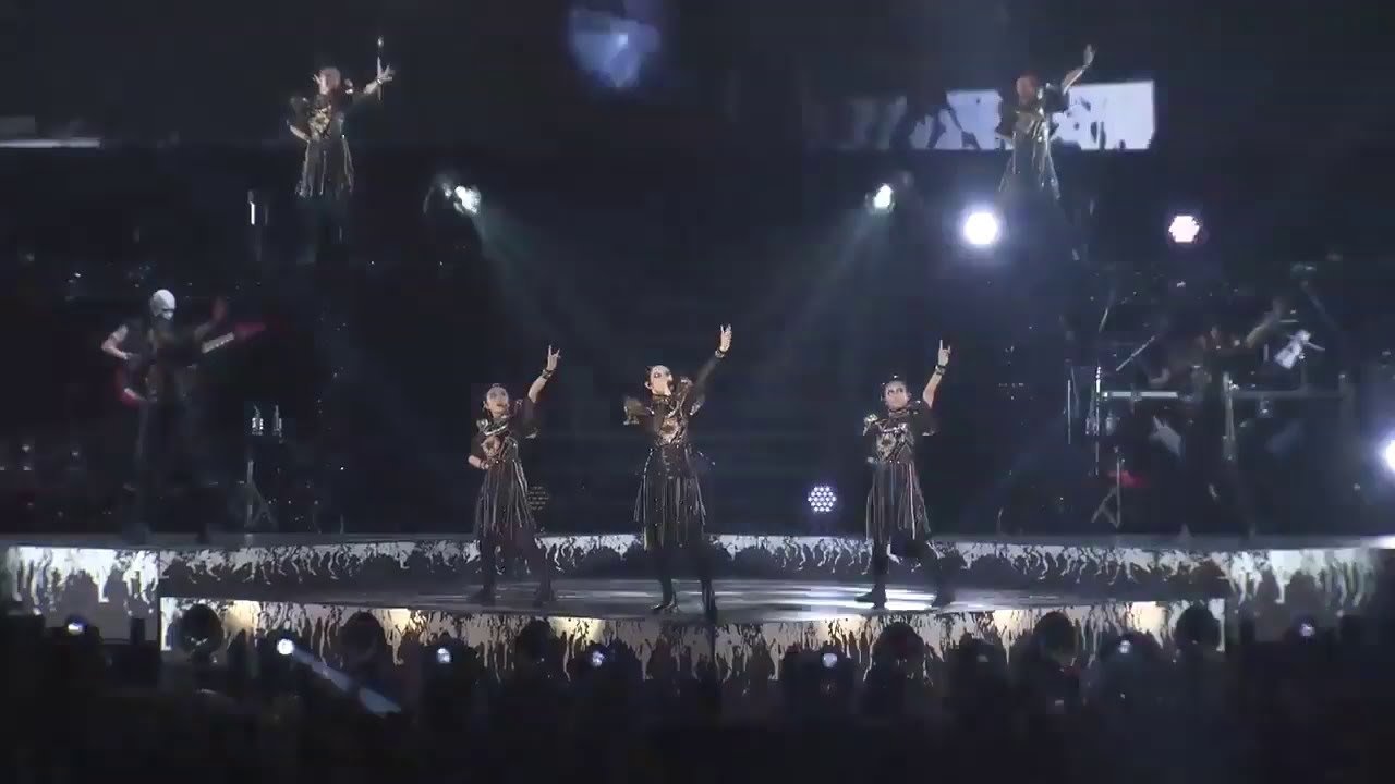 BABYMETAL METAL RESISTANCE EPISODE VII - APOCRYPHA - THE CHOSEN SEVEN - DARK NIGHT CARNIVAL Background