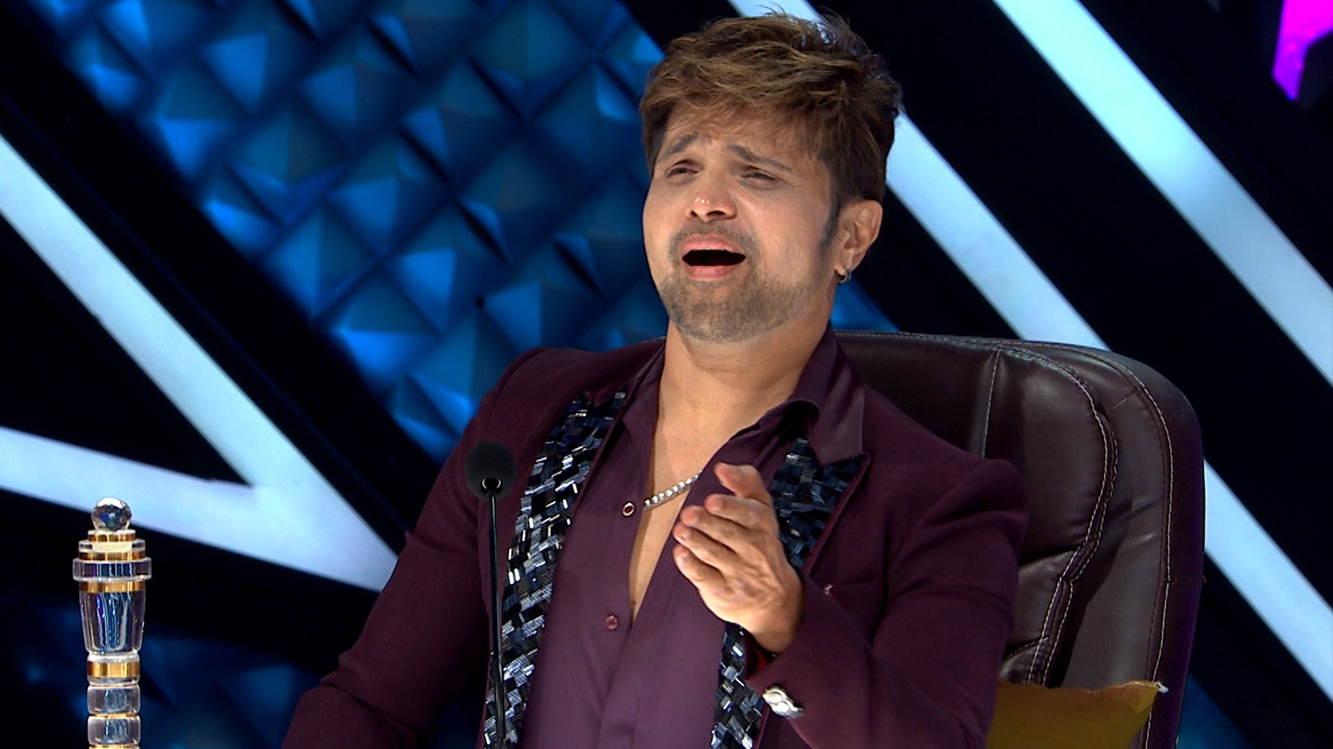 Superstar Singer Background