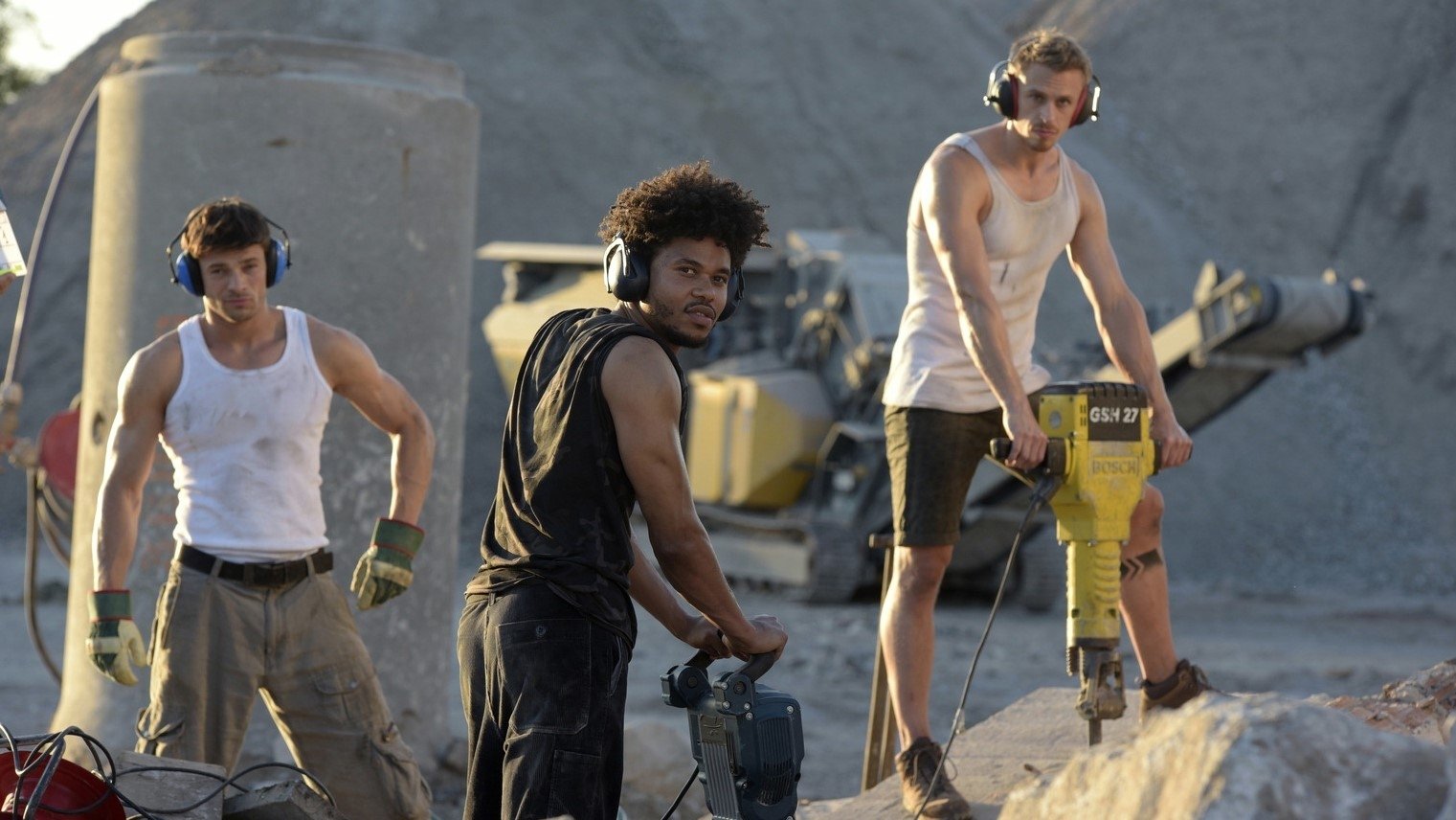 Unsere Jungs - Auch Strippen will gelernt sein Background