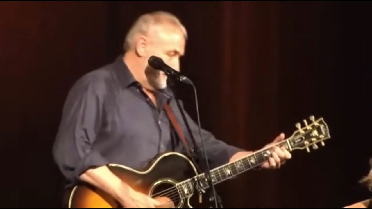 Niels Hausgaard: Hvad munden er fuld af Background