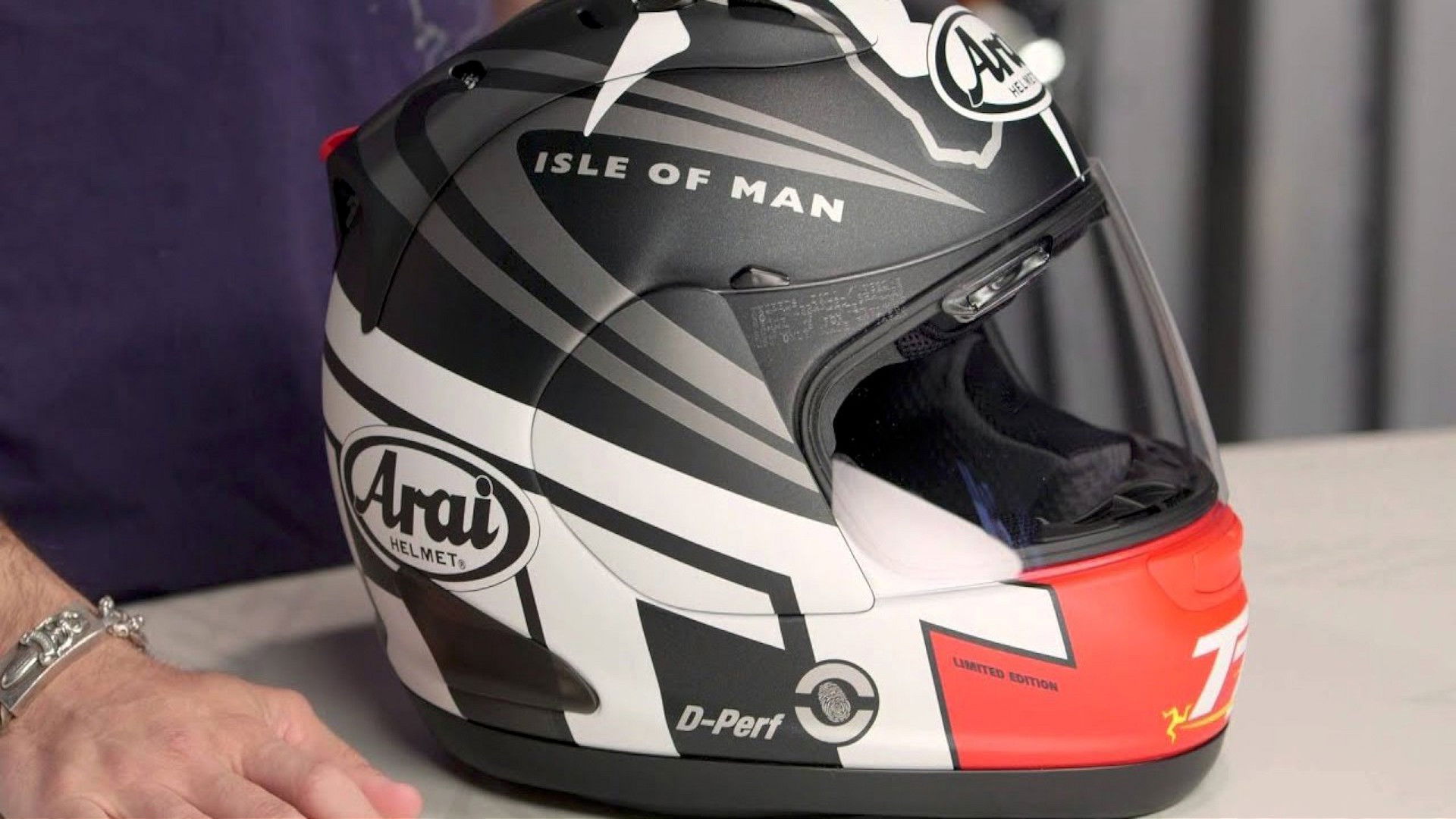 Isle Of Man TT: 2014 Review Background