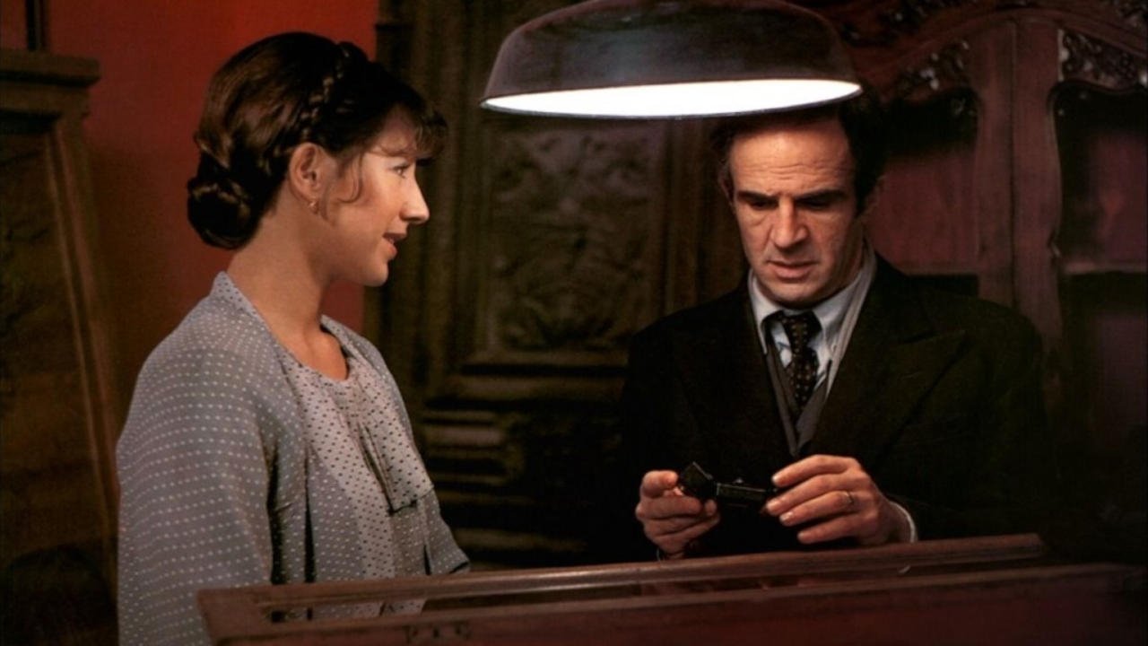 The Green Room Background