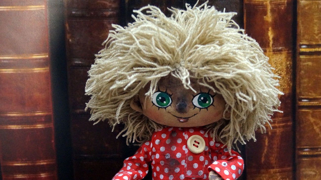 Little Brownie Kuzya Background