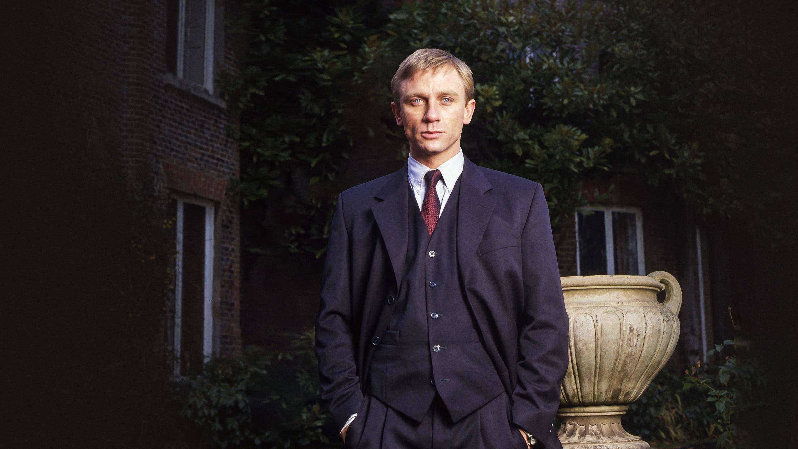 The Ice House Background