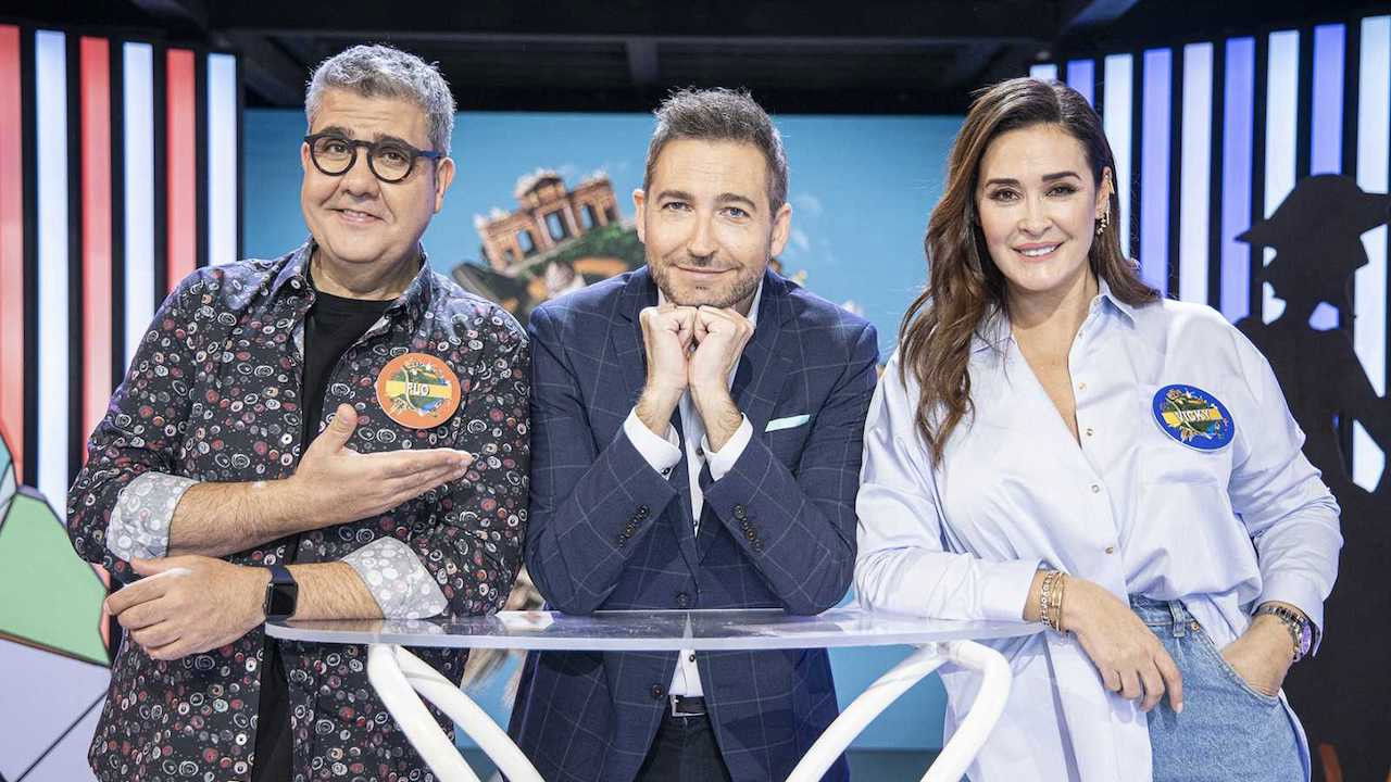 Typical Spanish Background