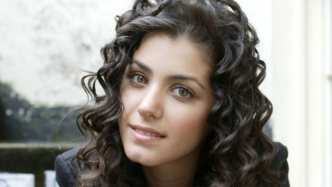 Katie Melua - The Katie Melua collection Background