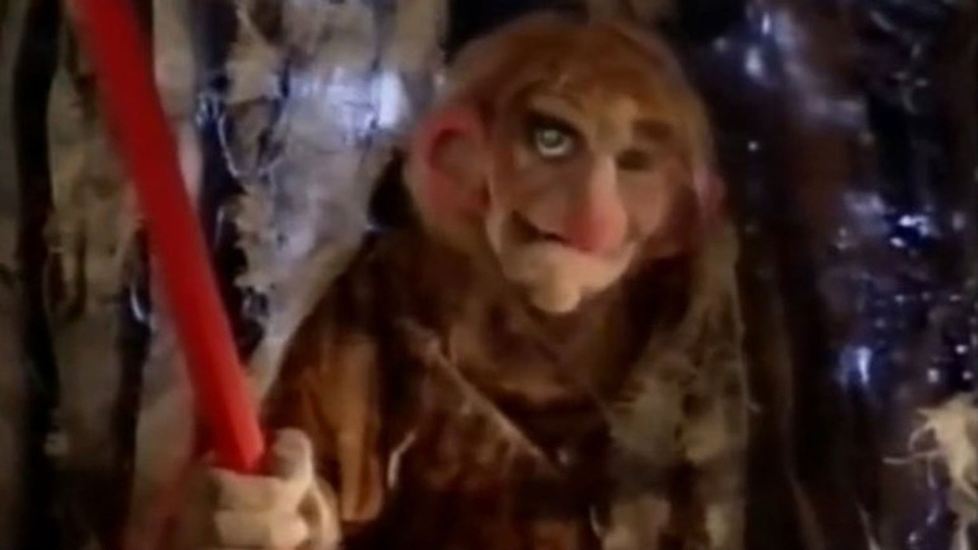 Ik Mik Loreland Background