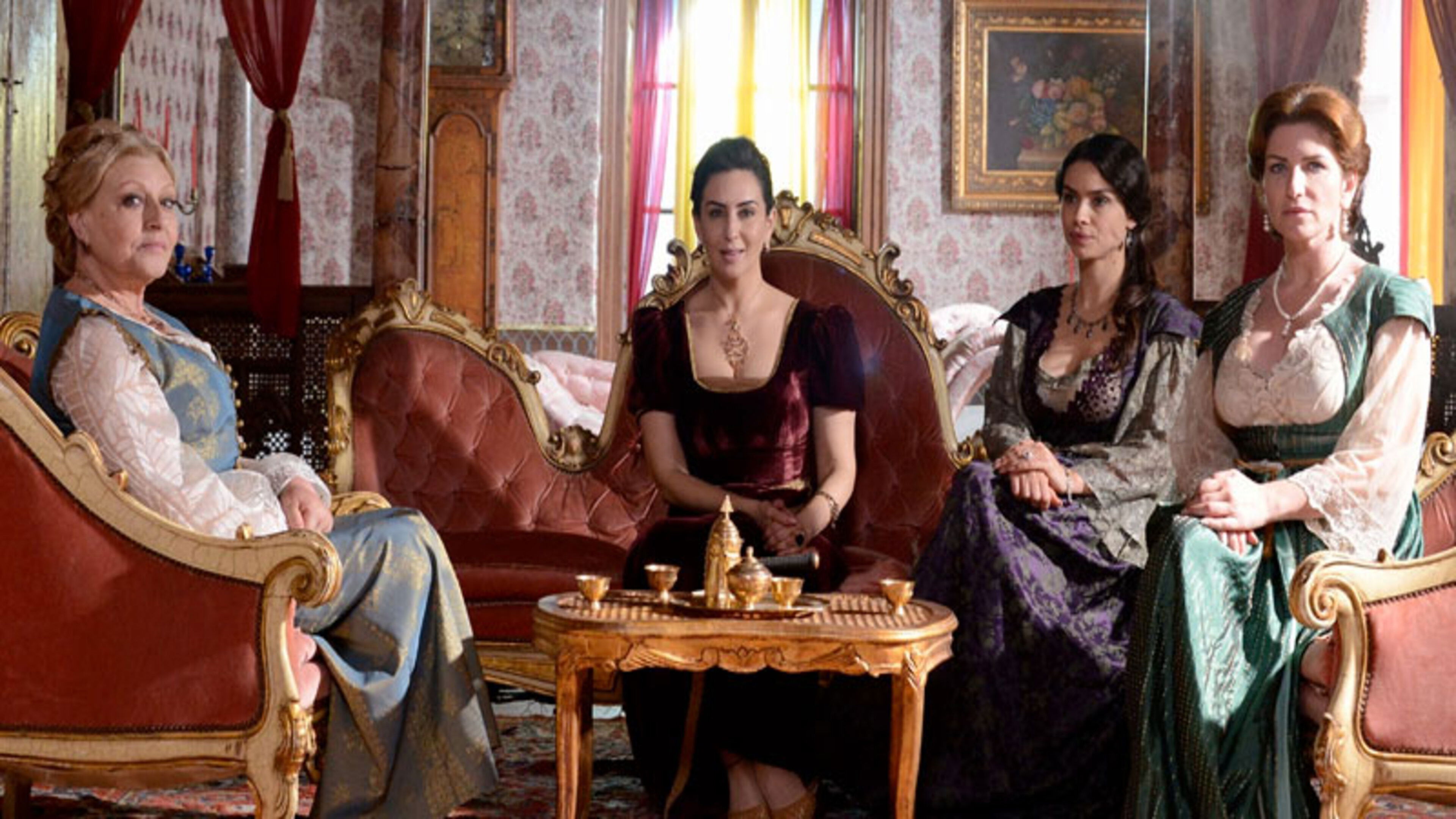 Tej El Hadhra Background