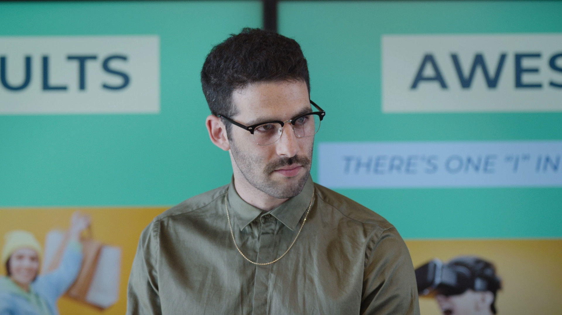 Life Hacks for Lovers Background