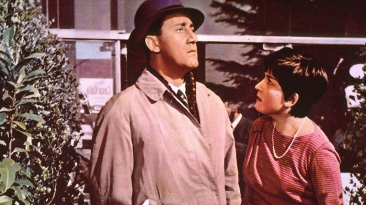 The Police Commissioner Background